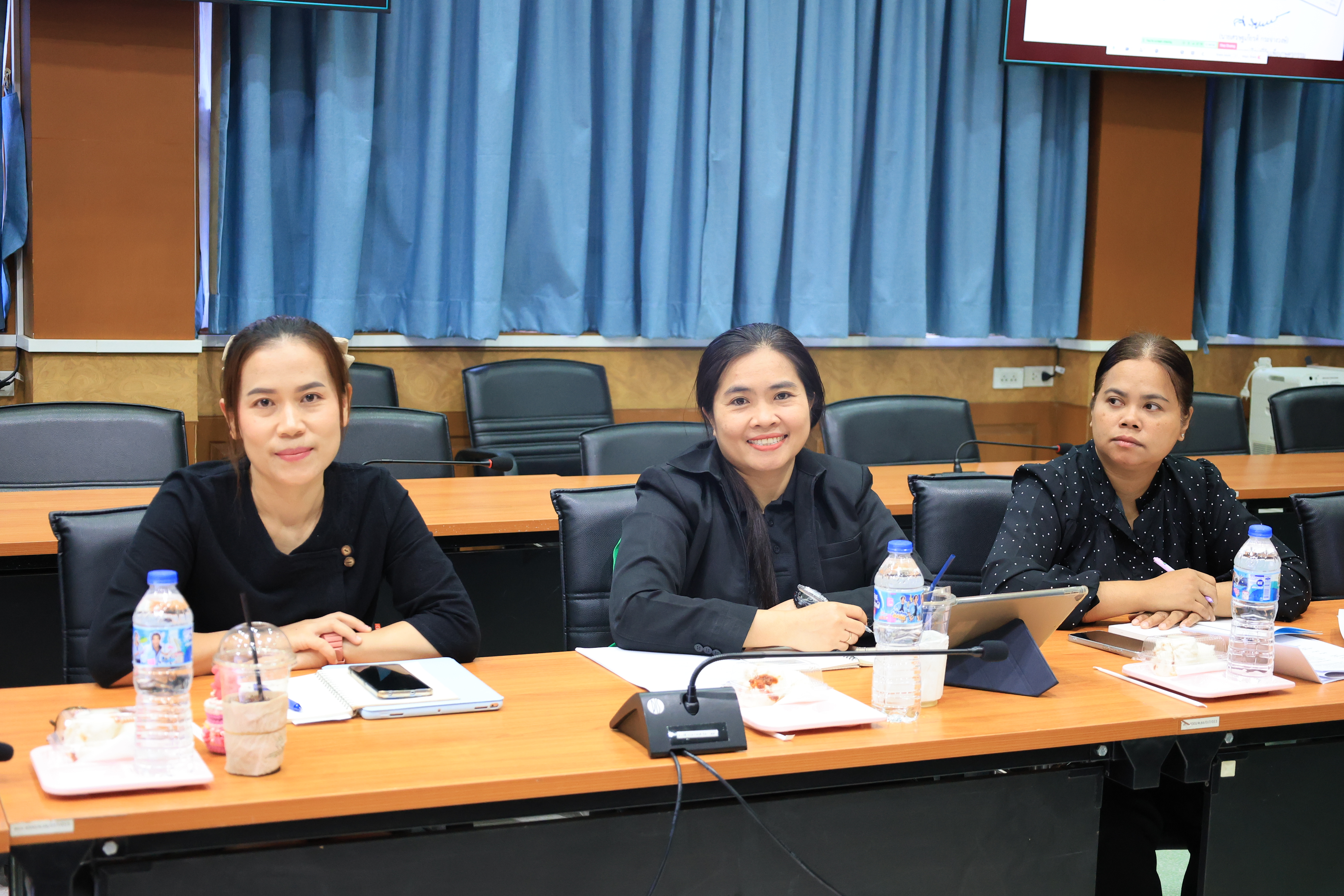 title - ส.ป.ก.ประชุมคณะทำงานจัดทำแผนการเสริมสร้างความผาสุกและความผูกพันของบุคลากร ส.ป.ก.